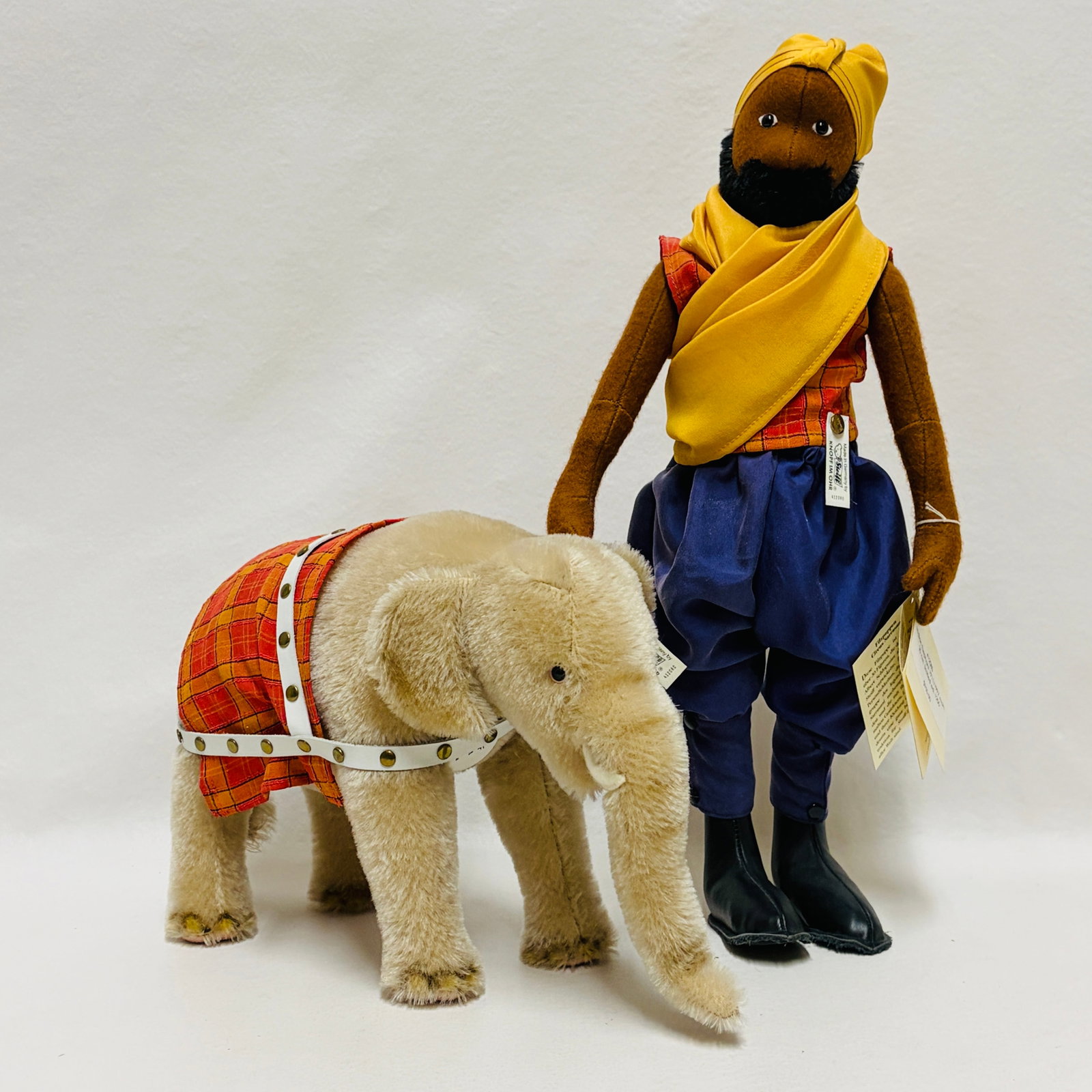 Steiff 1911 Filzpuppen Indian and Elephant, Limited Edition, replica (1 of 15)
