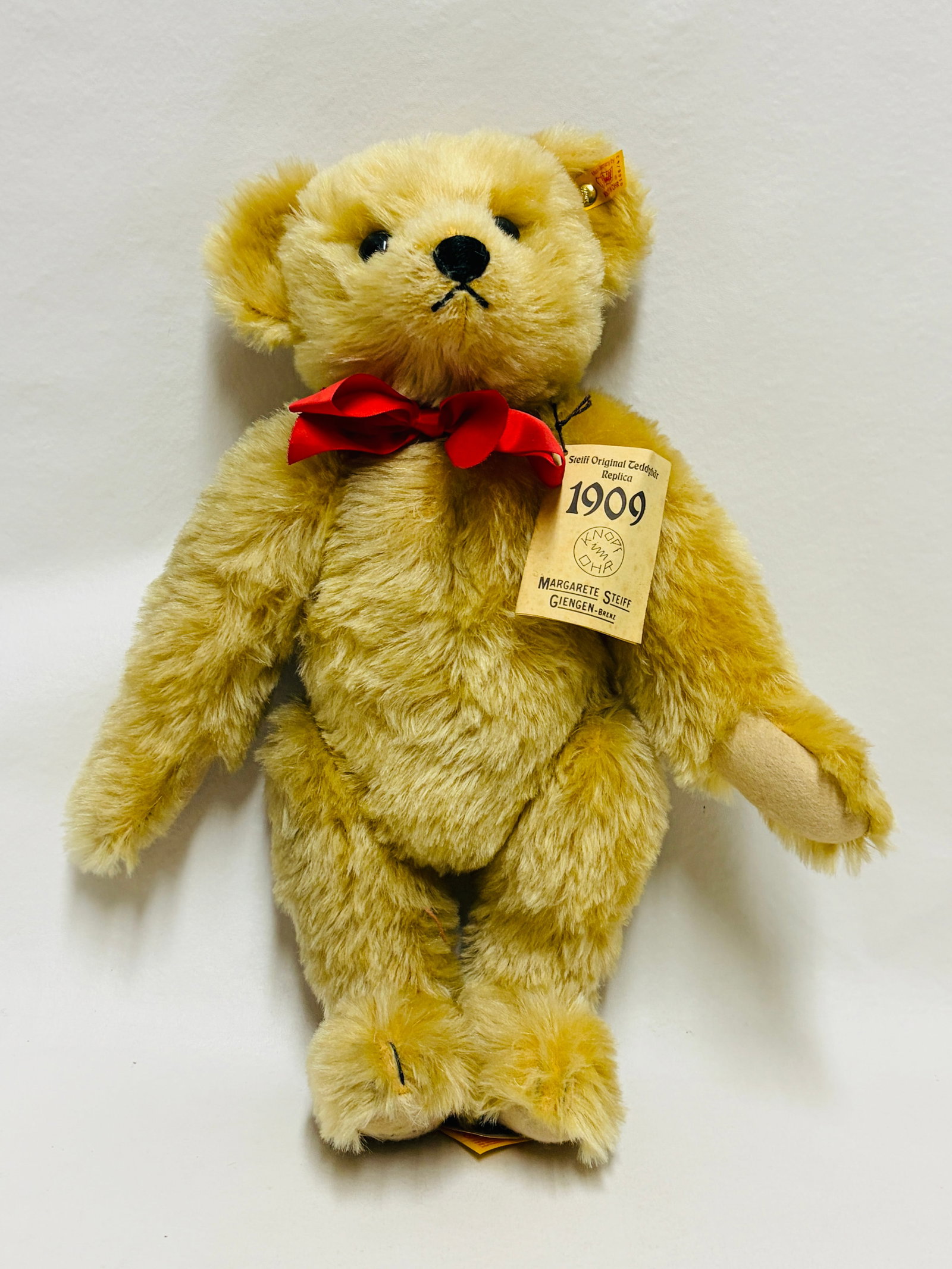 Steiff 1909 Original Teddy Bear, replica (1 of 11)
