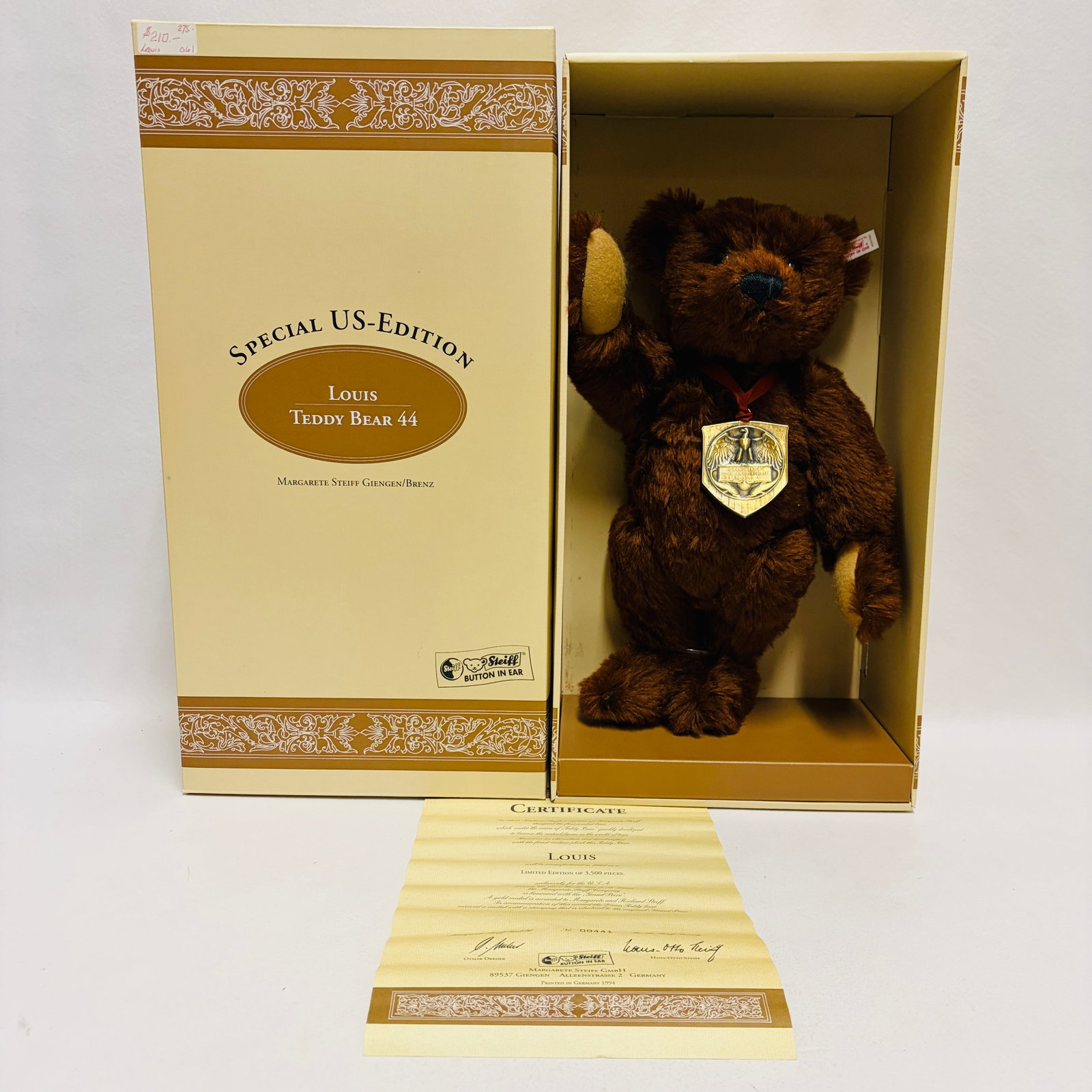 Steiff Special US Edition Louis Teddy Bear, Limited Edition: Steiff Special US Edition Louis Teddy Bear, Limited Edition ------------------ please review all pictures carefully because they are part of the description and show condition issues if any ----------
