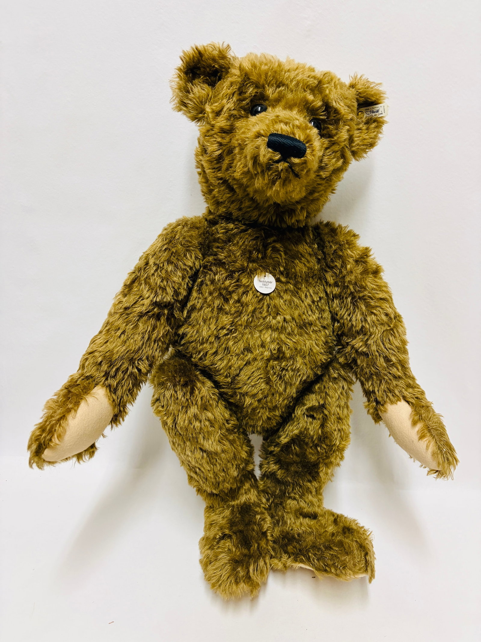 Steiff 1907 Teddy Bear, Limited Edition, replica (1 of 6)