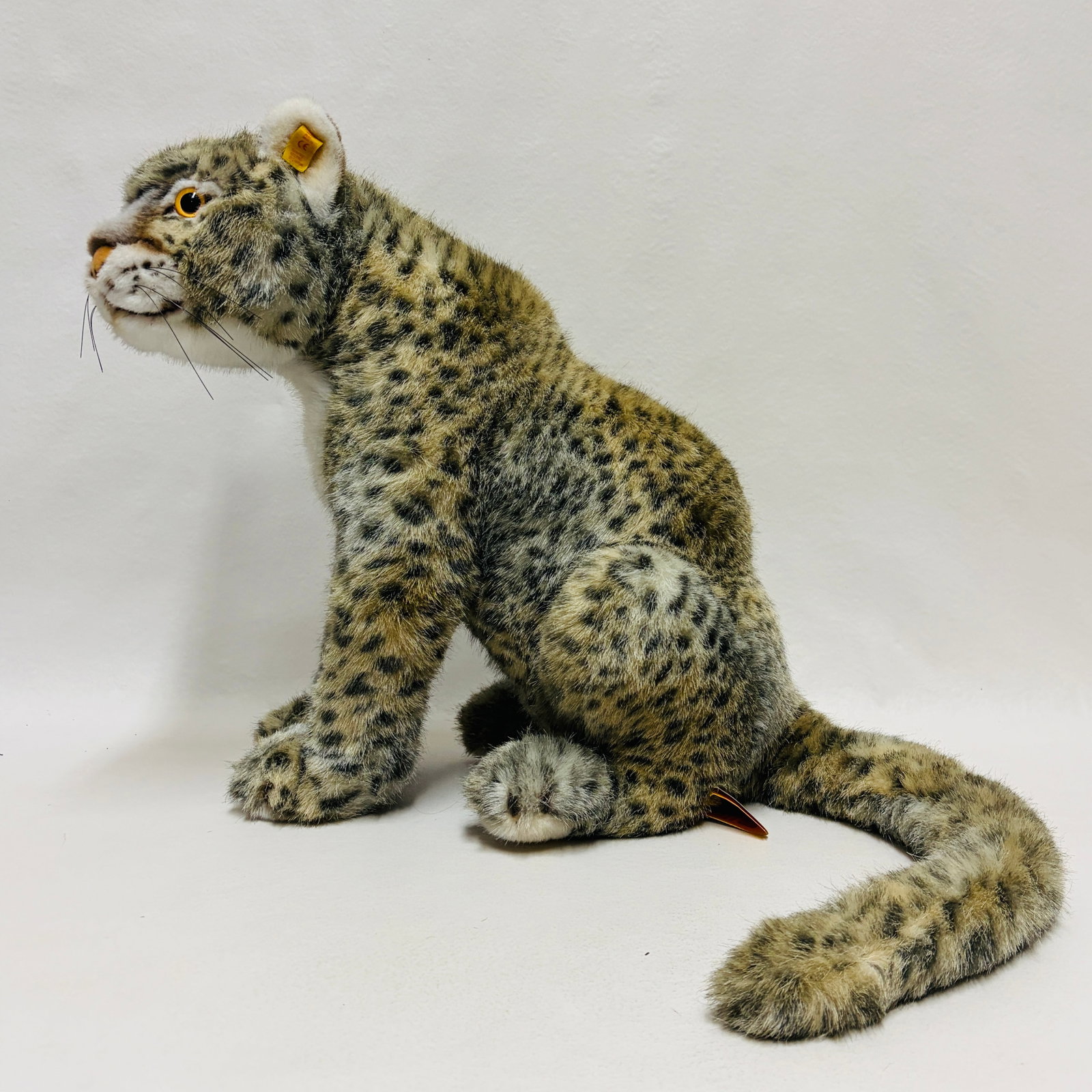 Steiff Snobby Snow Leopard - 3