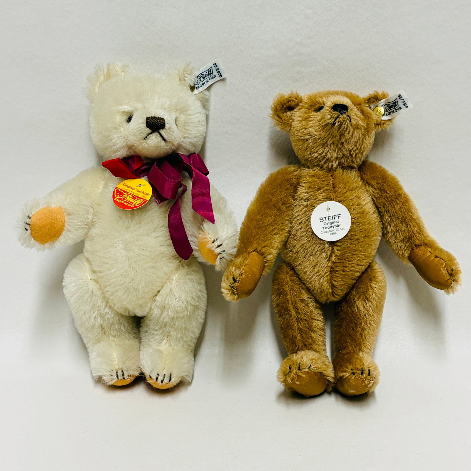 Two Steiff Original Teddy Bears Collectors Edition (1 of 13)