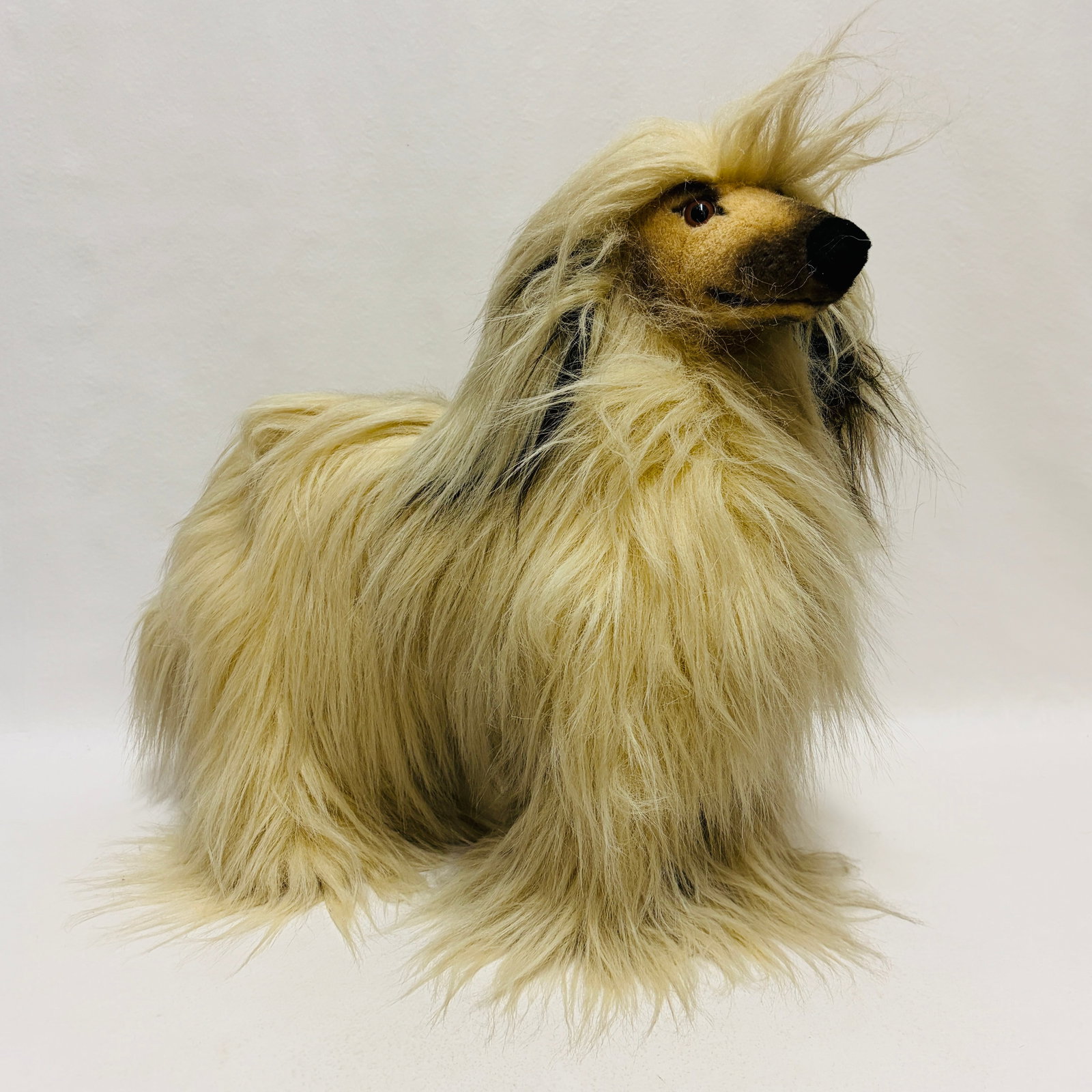 Steiff Hassan Afghan Hound: Steiff Hassan Afghan Hound ------------------ please review all pictures carefully because they are part of the description and show condition issues if any ------------------ please consider the