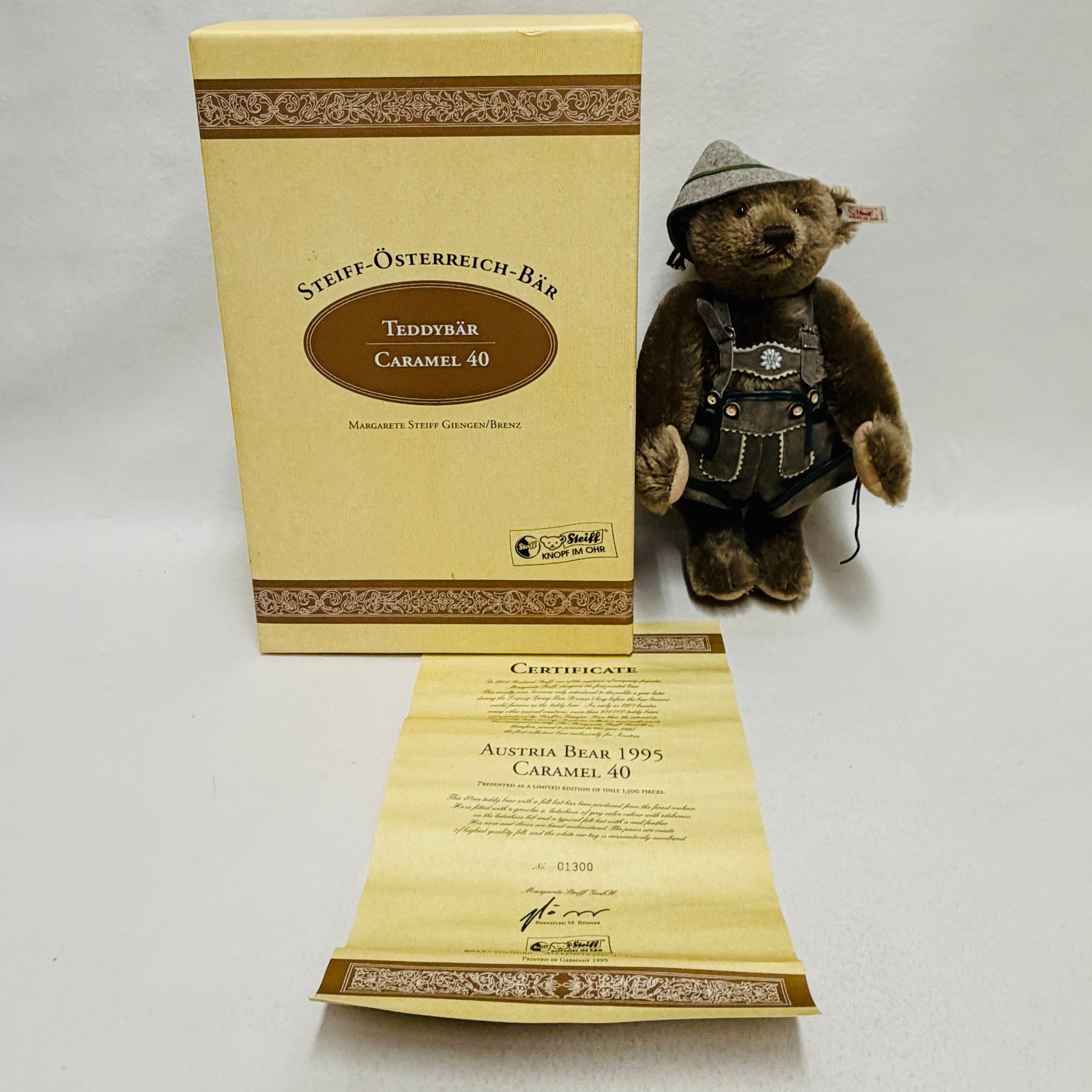 Steiff Austria Caramel Teddy Bear, Limited Edition: Steiff Austria Caramel Teddy Bear, Limited Edition ------------------ please review all pictures carefully because they are part of the description and show condition issues if any ------------------