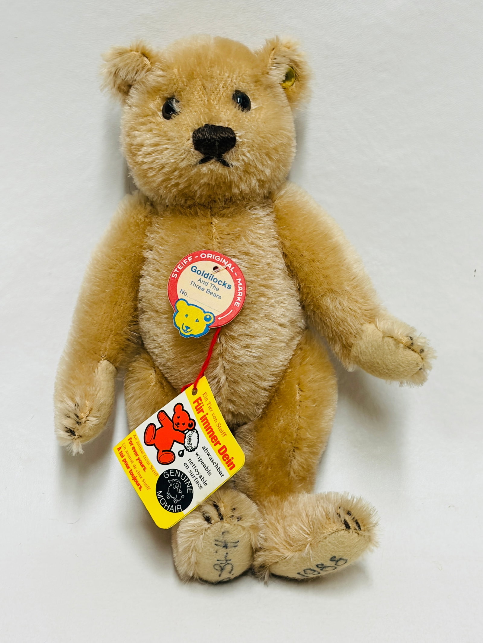 Signed Steiff Goldilocks Teddy Bear (1 of 10)