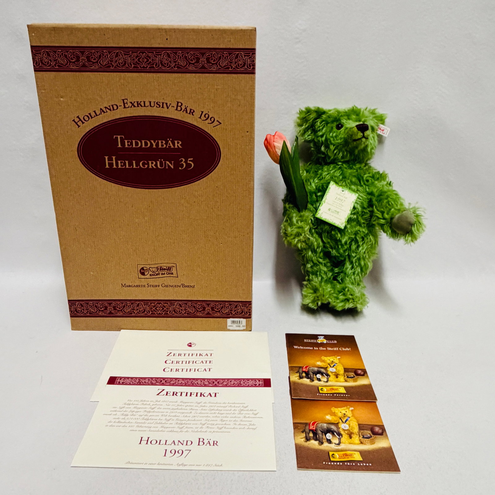 Steiff Holland Teddy Bear TULIP, Limited Edition, exclusive to the Netherlands (1 of 12)