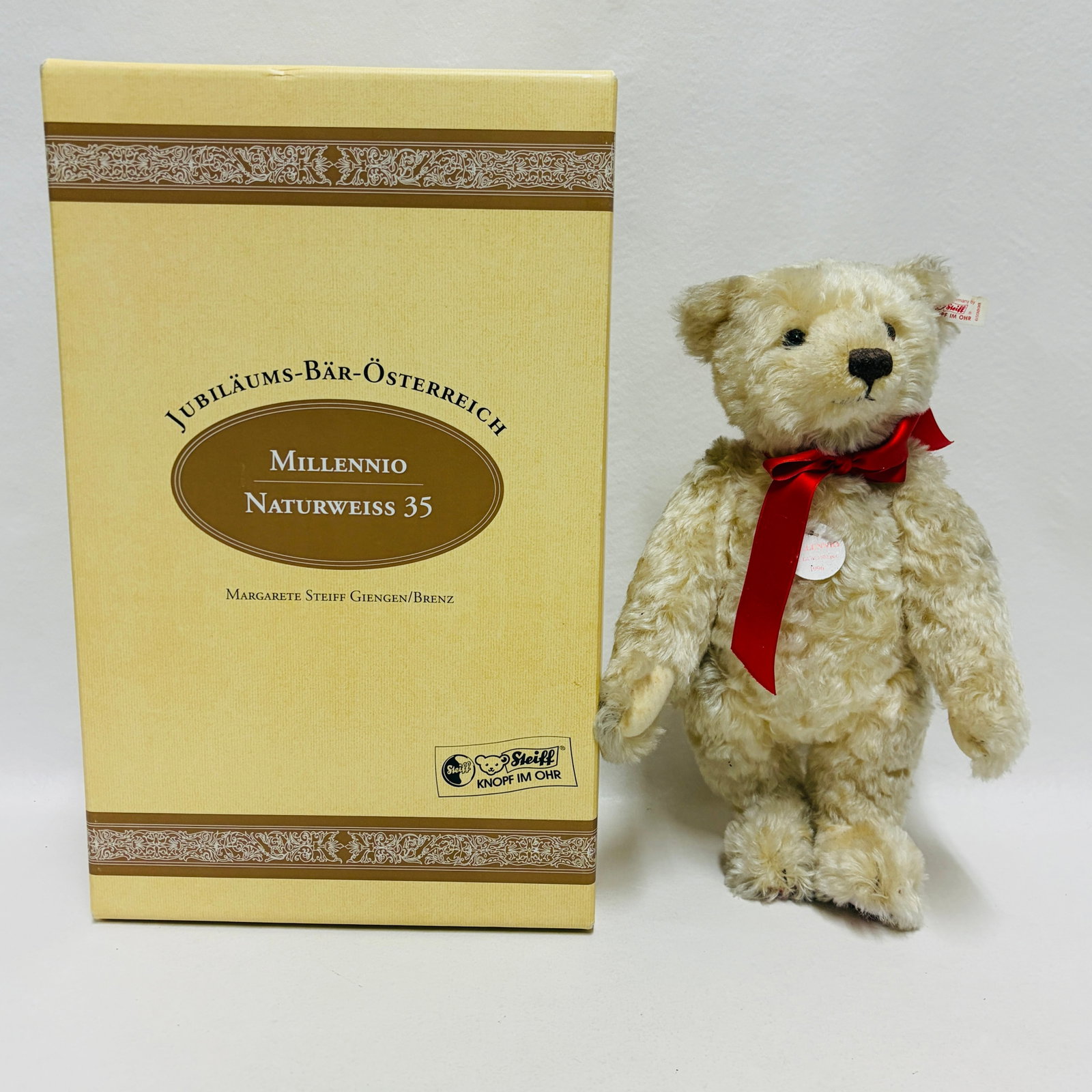 Steiff 1996 Millennium Austria Teddy Bear, Limited Edition: Steiff 1996 Millennium Austria Teddy Bear, Limited Edition ------------------ please review all pictures carefully because they are part of the description and show condition issues if any -----------