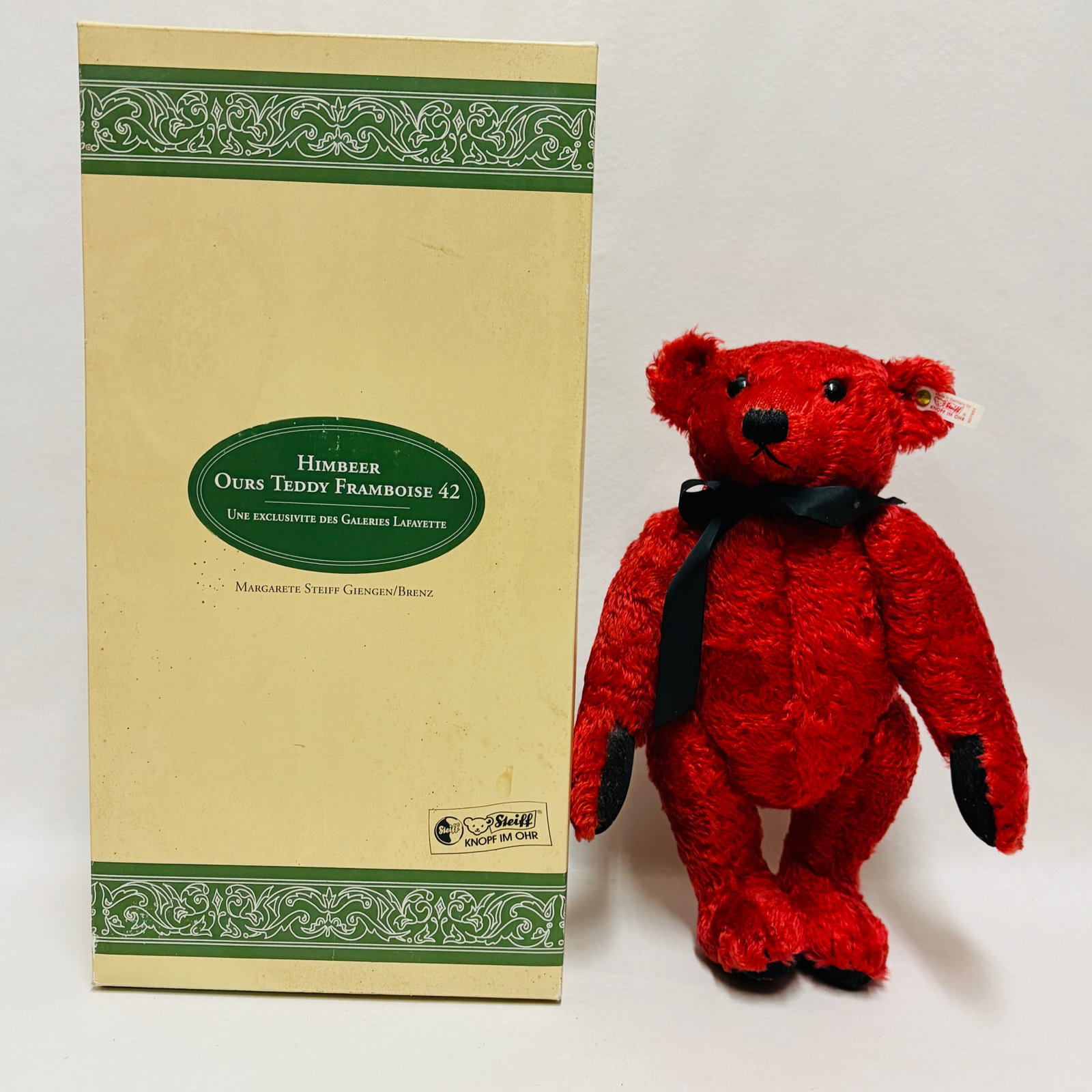 Steiff 1995 Himber Raspberry Teddy Bear, Lafayette Galleries Limited Edition: Steiff 1995 Himber Raspberry Teddy Bear, Lafayette Galleries Limited Edition ------------------ please review all pictures carefully because they are part of the description and show condition issues 