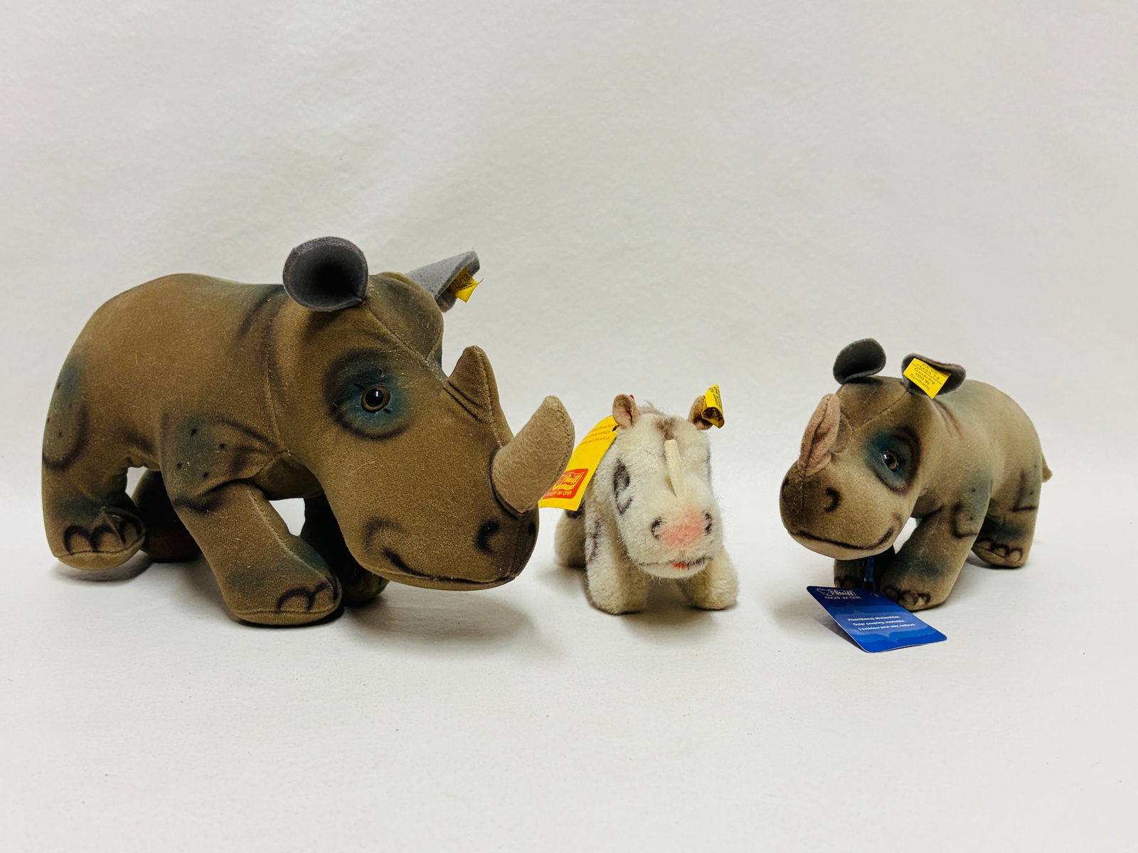 Group of Three Steiff Nosy the Rhinoceros (1 of 20)