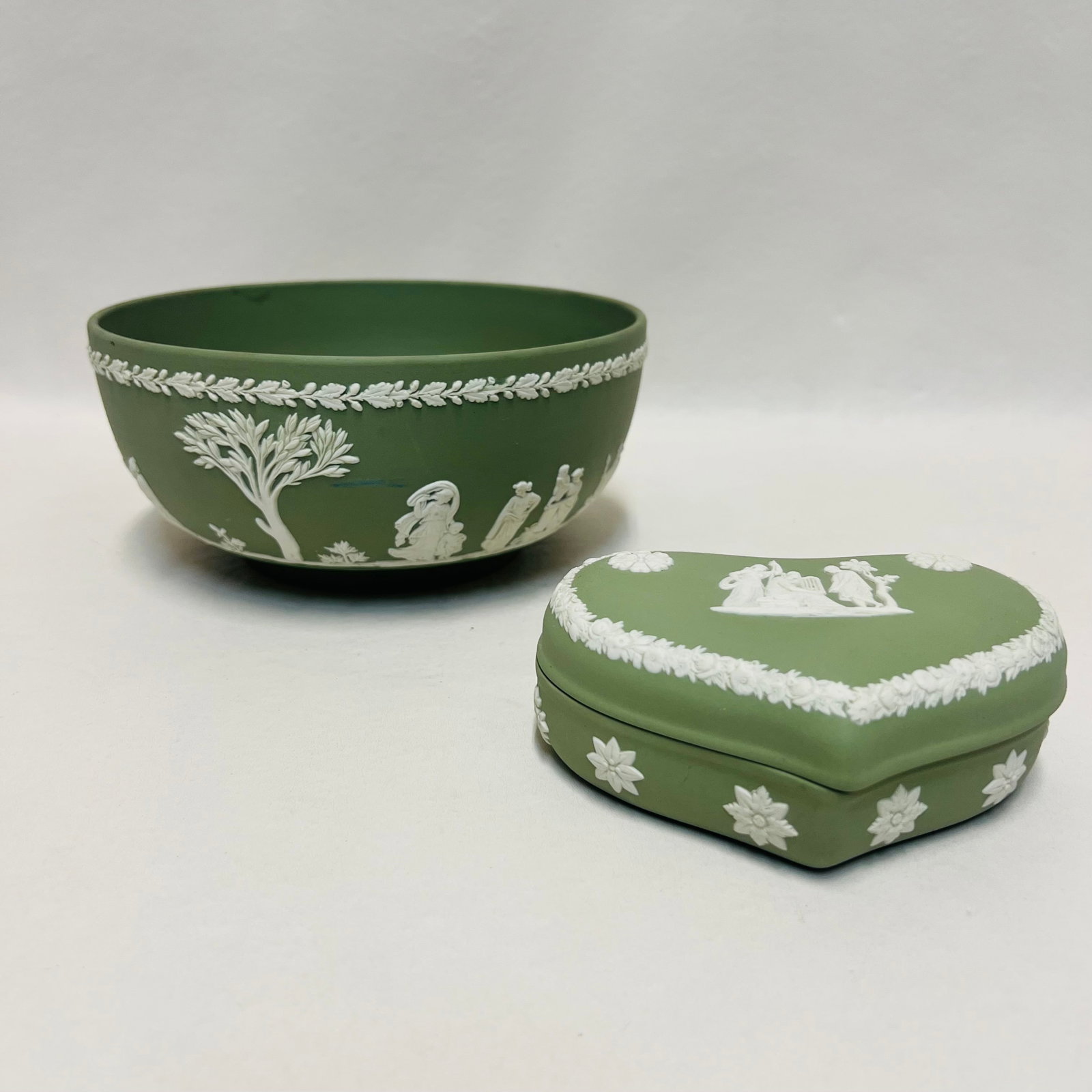 Wedgwood Sage Green Jasperware Bowl and Heart Box, Made in England: Wedgwood Sage Green Jasperware Bowl and Heart Box, Made in England