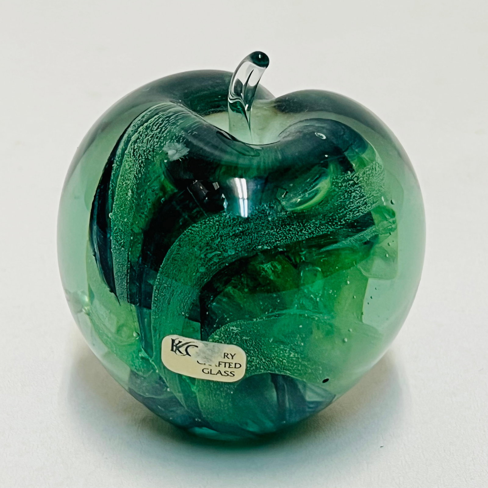 Vintage Irish Kerry Green Art Glass Apple Paperweight: Vintage Kerry Glass Green Art Glass Apple Paperweight House of Ireland