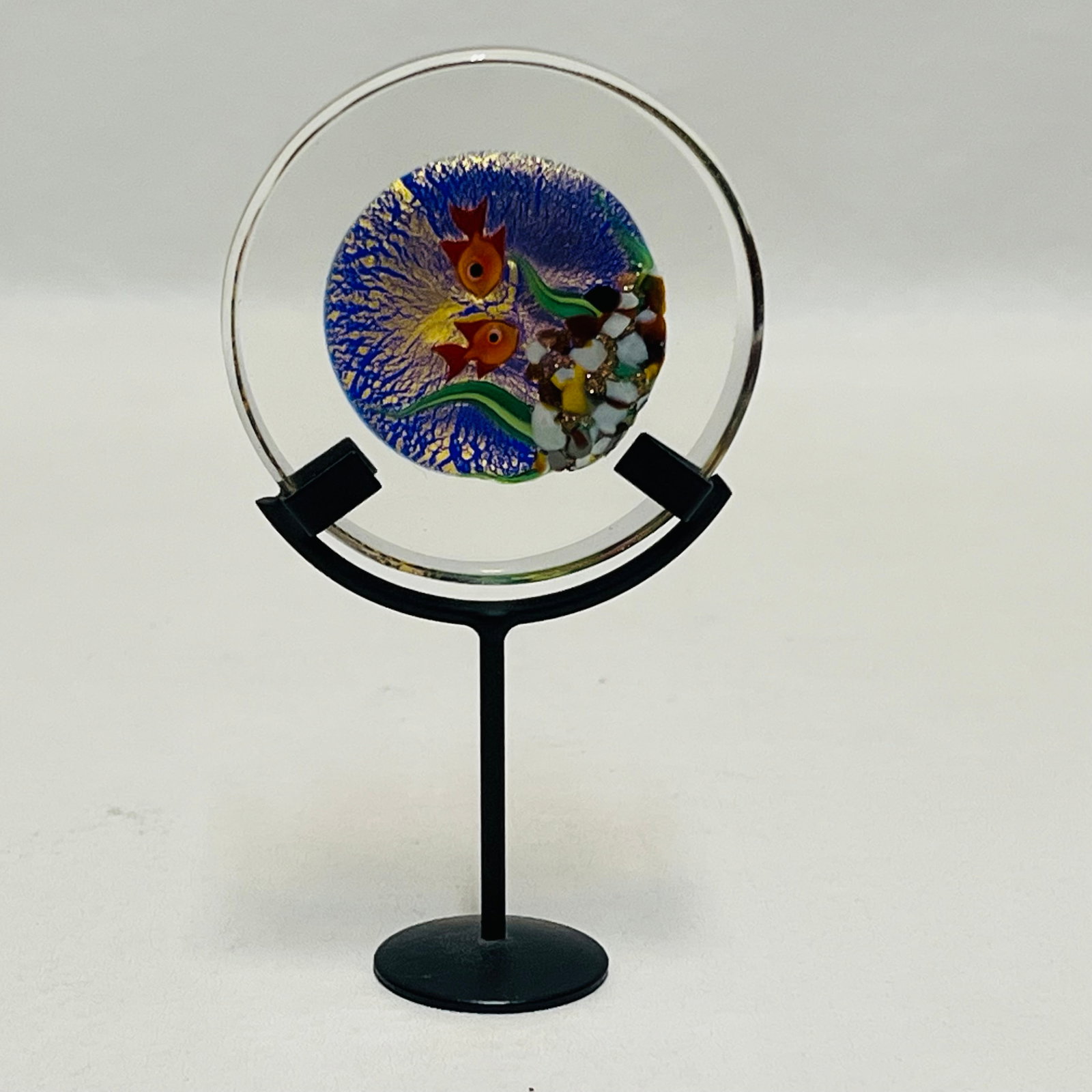 Murano Style Art Glass Aquarium Fish Disc Sculpture with Display Stand (1 of 3)