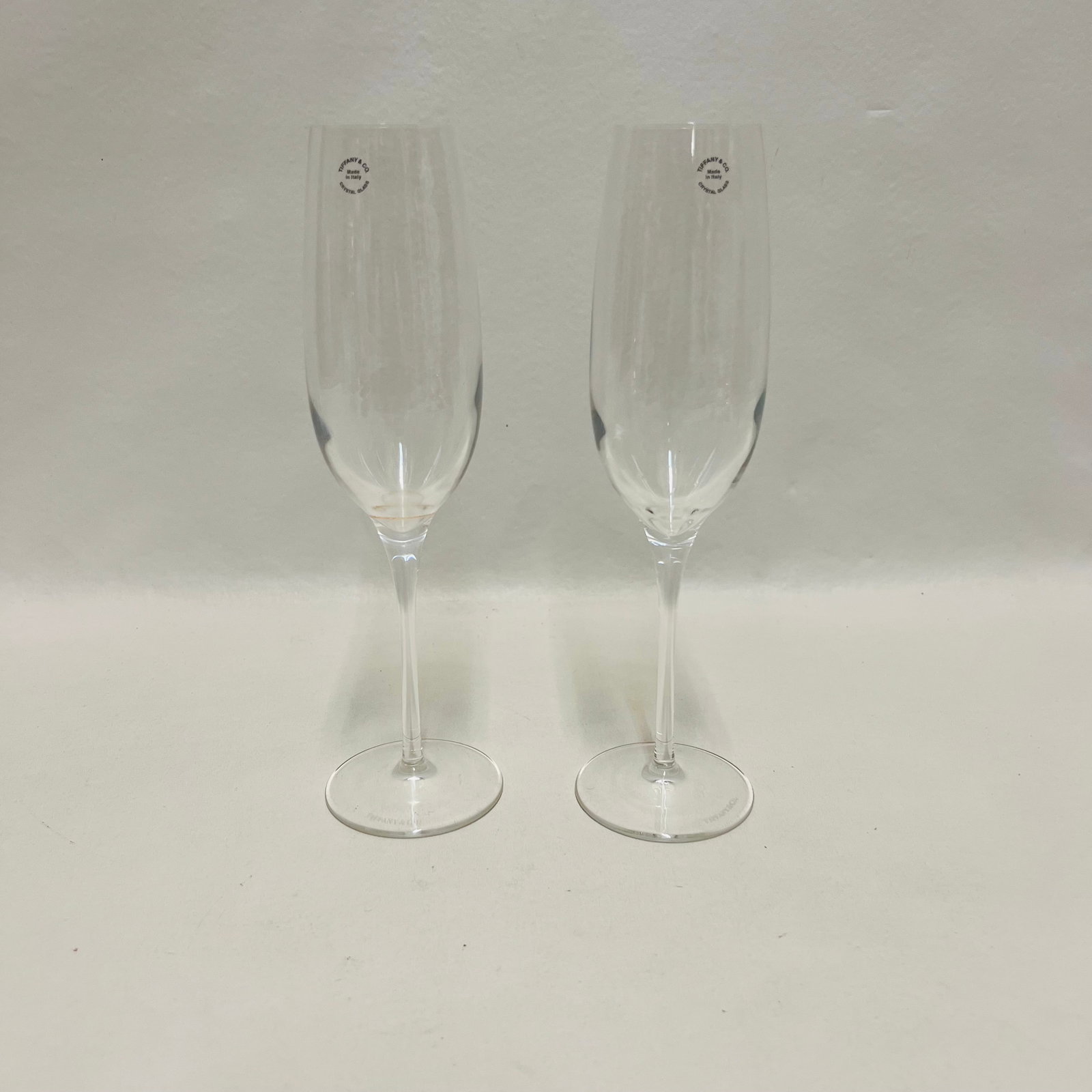 Tiffany and Co. Classic Crystal Champagne Flutes, Made in Italy: Pair of 2 Tiffany and Co. Classic Crystal Champagne Flutes, Made in Italy