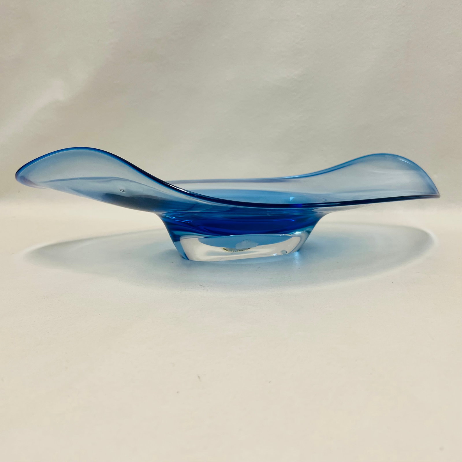 Adam Jablonski Signed Art Glass Centerpiece Bowl Blue Winged Wave Dish: Adam Jablonski Signed Polish Art Glass Centerpiece Bowl Blue Winged Wave Dish, the piece contains a few tiny, isolated ash specs or enclosed air bubbles, seed, from the firing process, which are entir