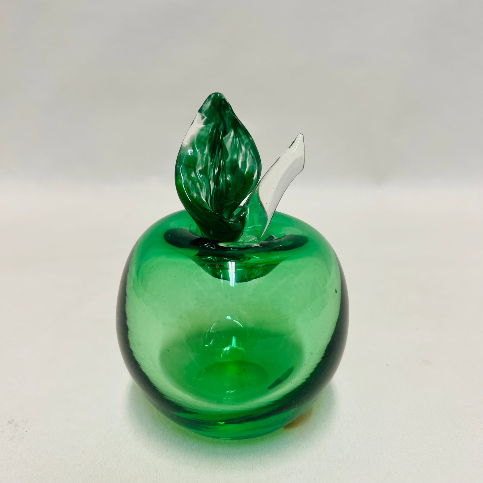 Adam Jablonski Signed Polish Art Glass Green Apple Paperweight: Vintage Adam Jablonski Signed Polish Art Glass Green Crystal Apple Paperweight