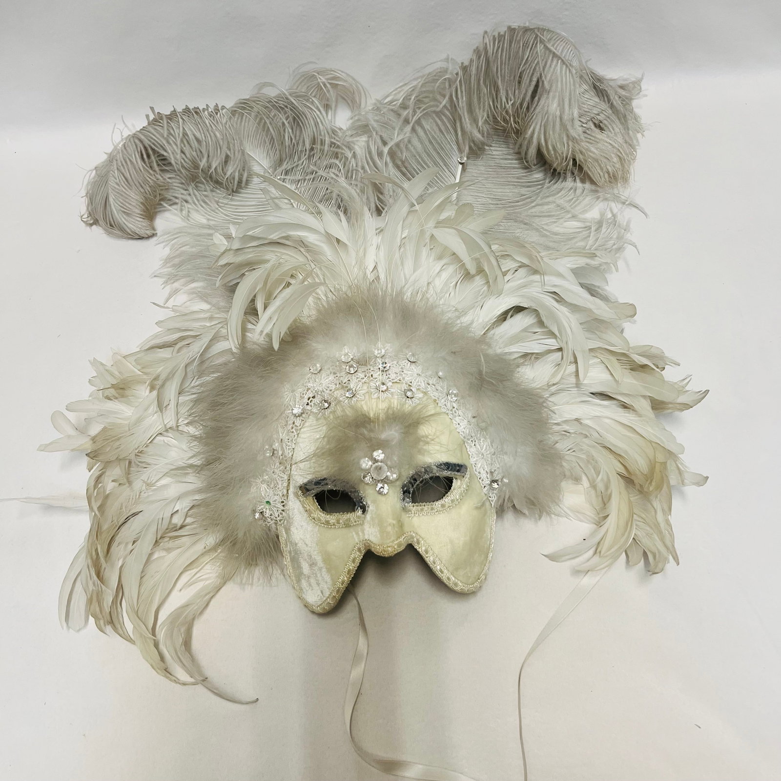 Large Vintage Venetian Masquerade Mask with Ostrich Feathers: Elaborate White Venetian Costume Mask - Velvet, Rhinestones and Mixed Feathers - Dramatic Masquerade Ball Plume Headdress