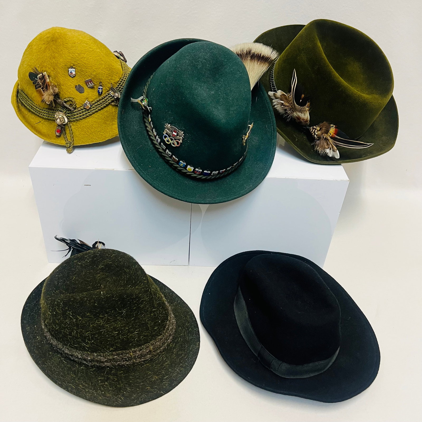 Lot of 5 Vintage Austrian Tyrolean Felt Hats with Tourist Souvenir Pins and Feathers (1 of 12)