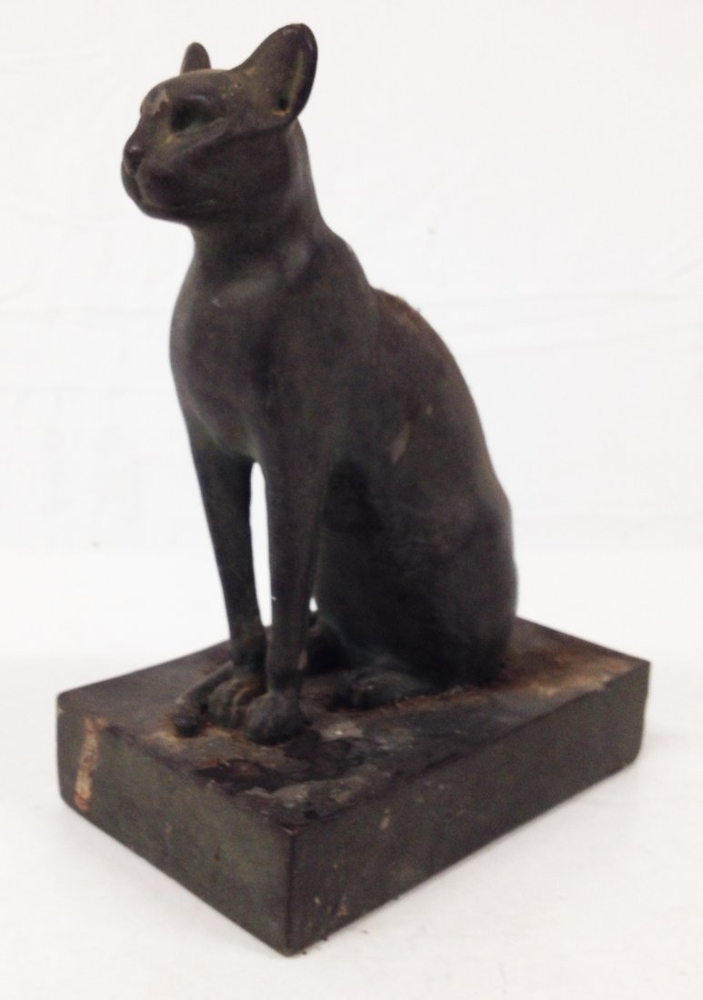 Bronze Cat: Bronze Cat, Metropolitan Museum of Art New York, 7 H