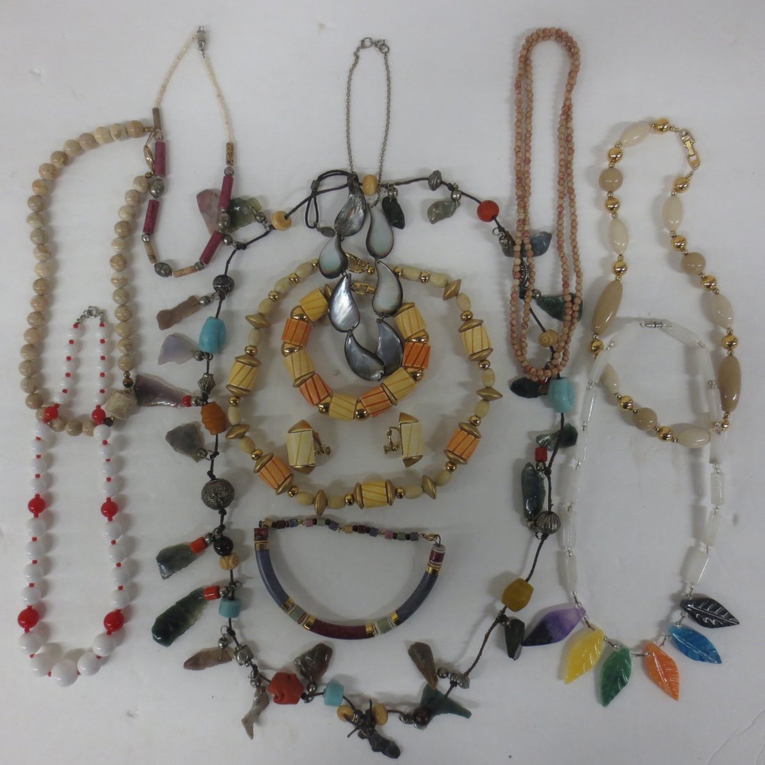 Jewelry - shell, jade, hand carved Napier Necklace,: Jewelry - shell, jade, hand carved Napier Necklace, bracelet earring set, semi precious carved stone