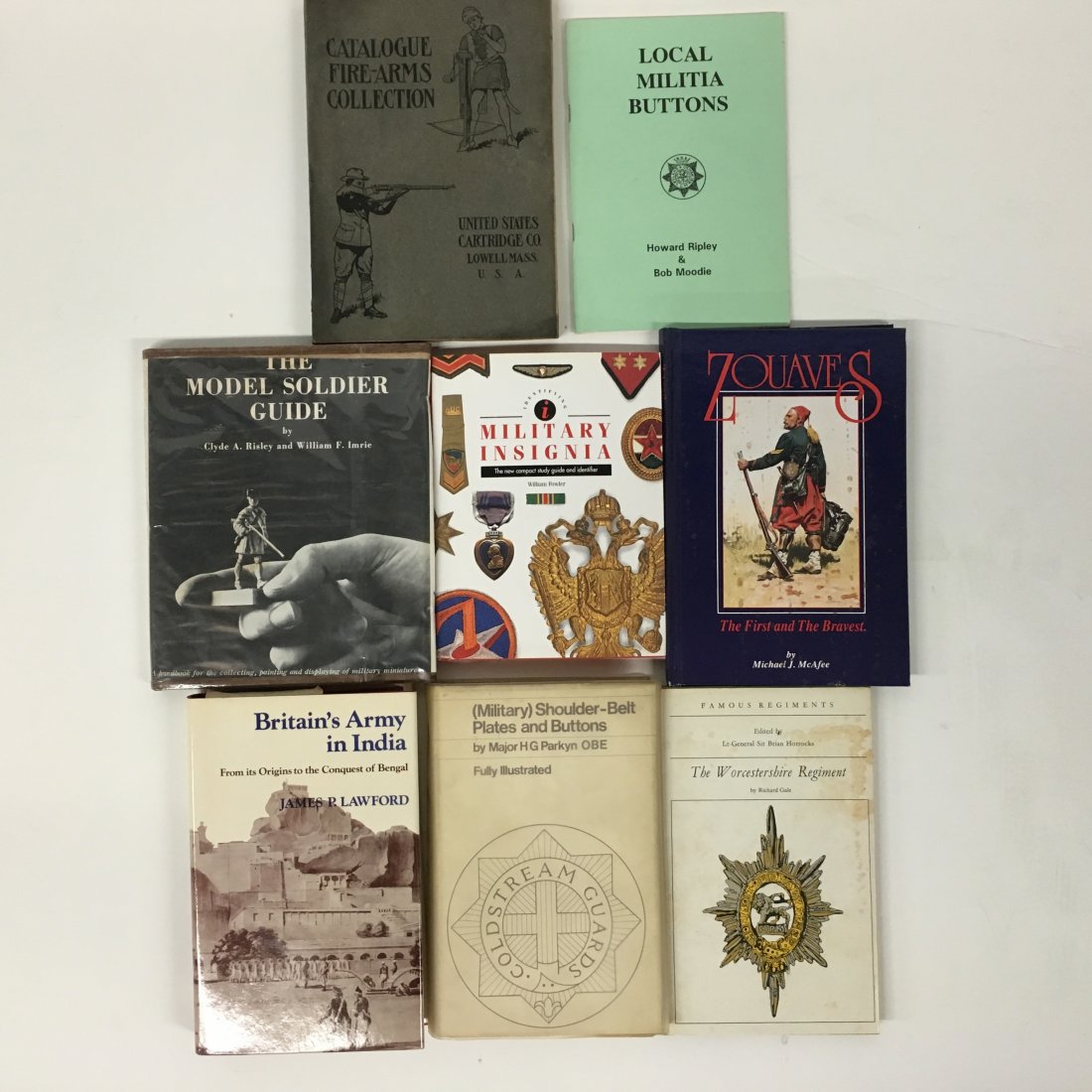Books on collecting Military (1 of 9)
