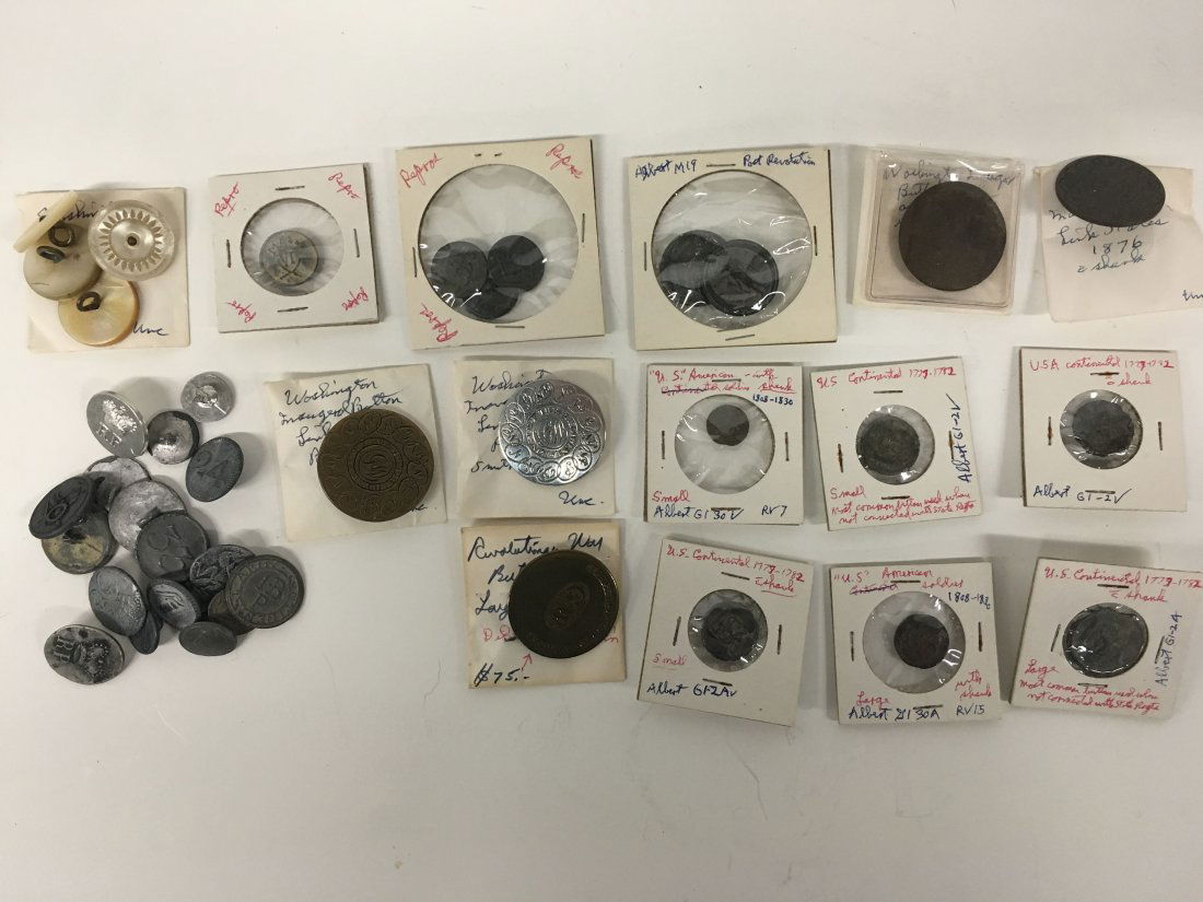 Military US Buttons (1 of 9)