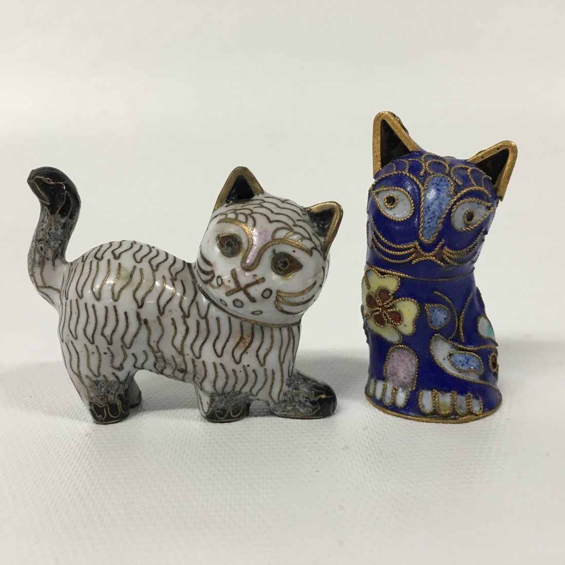 Two (2) Chinese Cloisonne Cats (1 of 7)