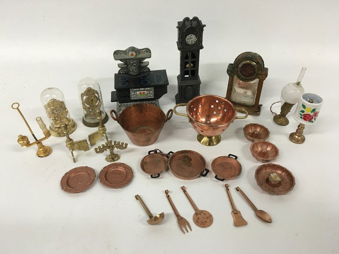 Dollhouse miniature Collection 3, kitchen, antique (1 of 5)