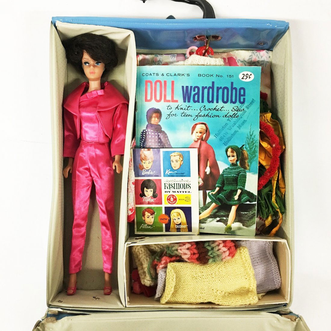 Vintage Bubble Cut Brunette Barbie Doll (1 of 9)