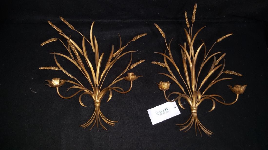 A Pair of Gilt Floral Wall Sconces (1 of 2)