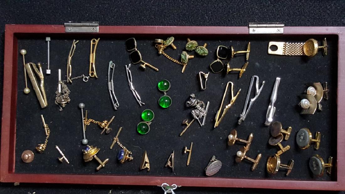 Gold / Silver Tone Cuff Links & Tie Tacks / Clips (1 of 5)