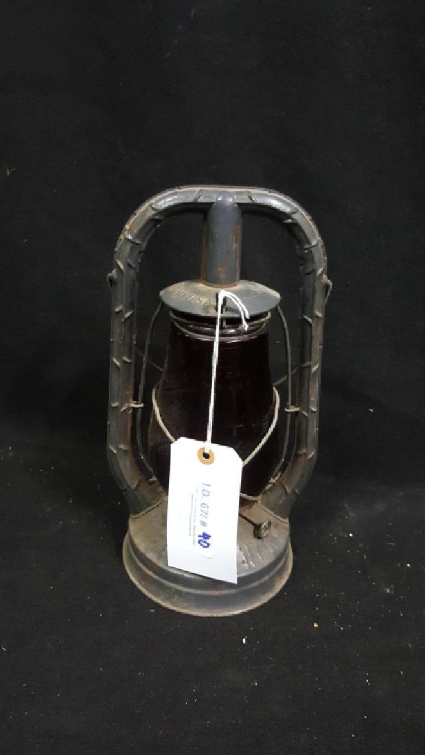 Dietz Embossed red Globe Monarch Railroad Lantern (1 of 5)