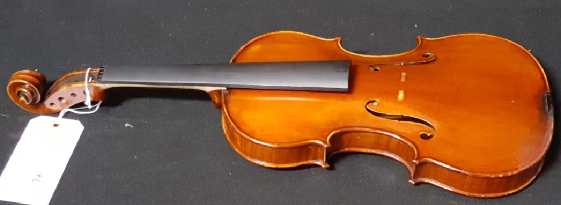 Modern Violin, Carletti Workshop, labeled: Modern Violin, Probably Carletti Workshop, labeled CARLETTI CARLO, PREMIATO PIU VOLTE AI CONCORSI, DI ROMA, FECE IN PIEVE DI CENTO LANNO 1909, N 32. Also branded Carletti Carlo. length of two-piece ba