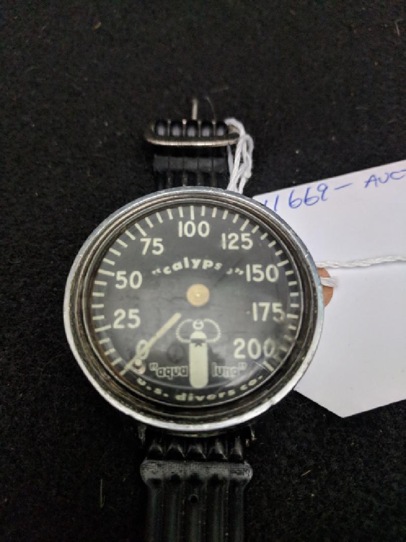 Calypso Aqualung Dive Depth Gauge: Vintage Calypso dive "watch", almost 2" diameter.