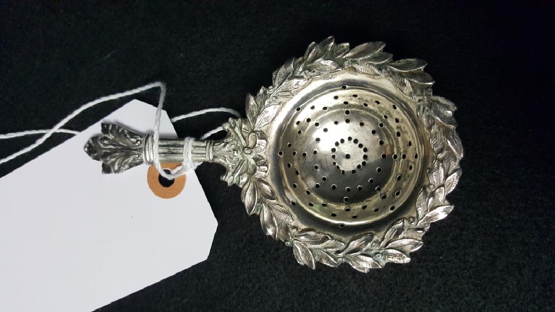 .800 Silver Tea Strainer (1 of 4)