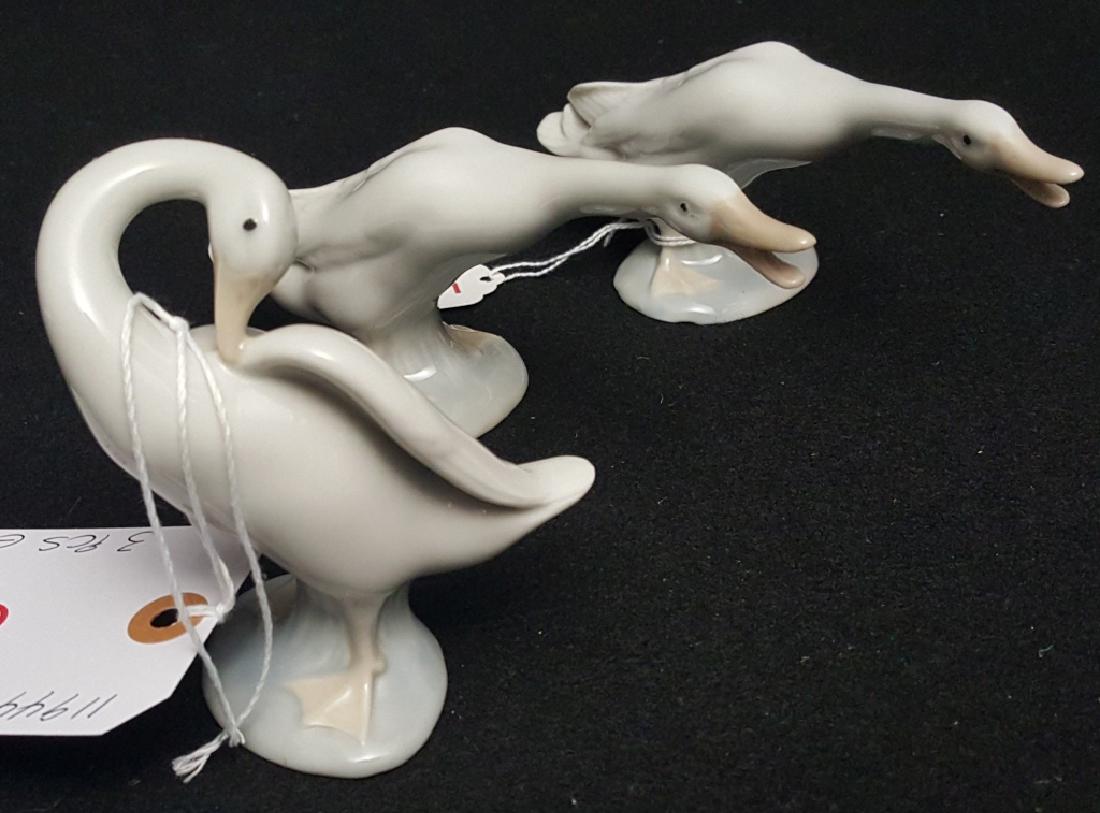 Lladro Porcelain Swan Lot (3 Pcs) (1 of 3)