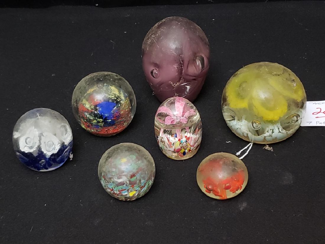 Group of 7 Vintage Paperweights. (1 of 5)