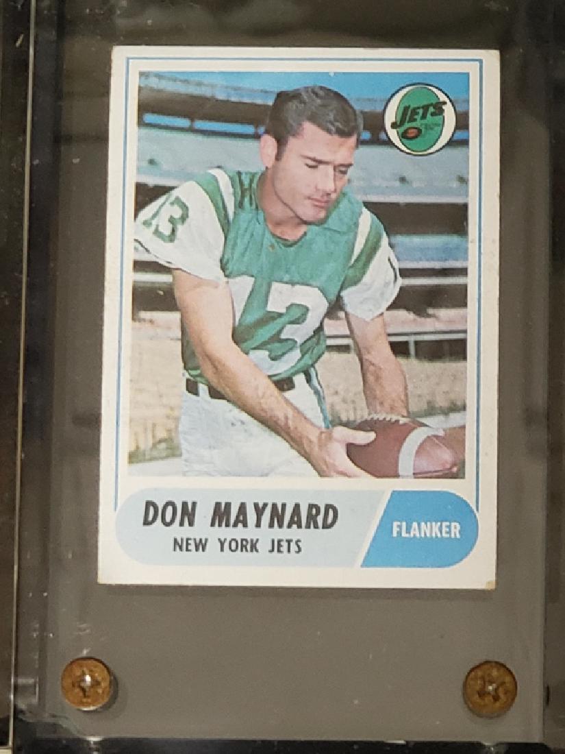 New York Jets Don Maynard Topps Card Collection: Including 9 Don Maynard T.C.G. pro football cards, 3 of which have very faded autographs. They are all in hard plastic protective case.