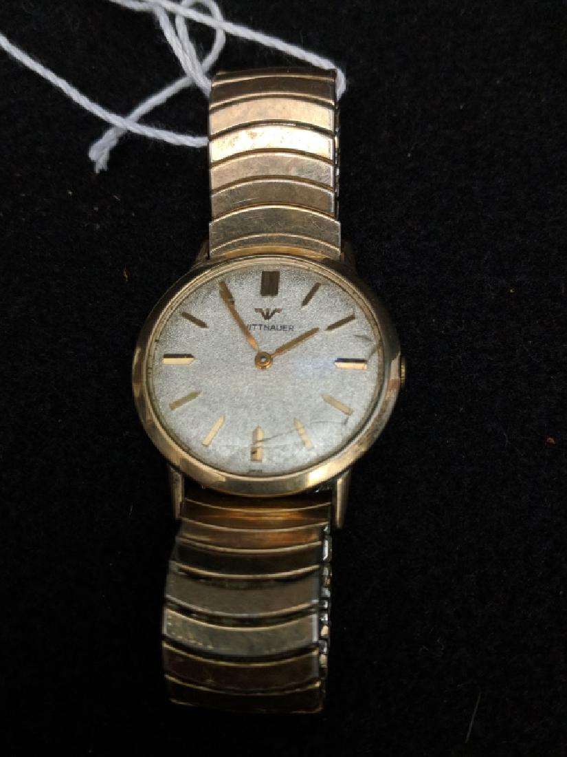 Vintage Wittnauer Gent's Wrist Watch: 1 3/8" diameter across winding stem. Cracked crystal.