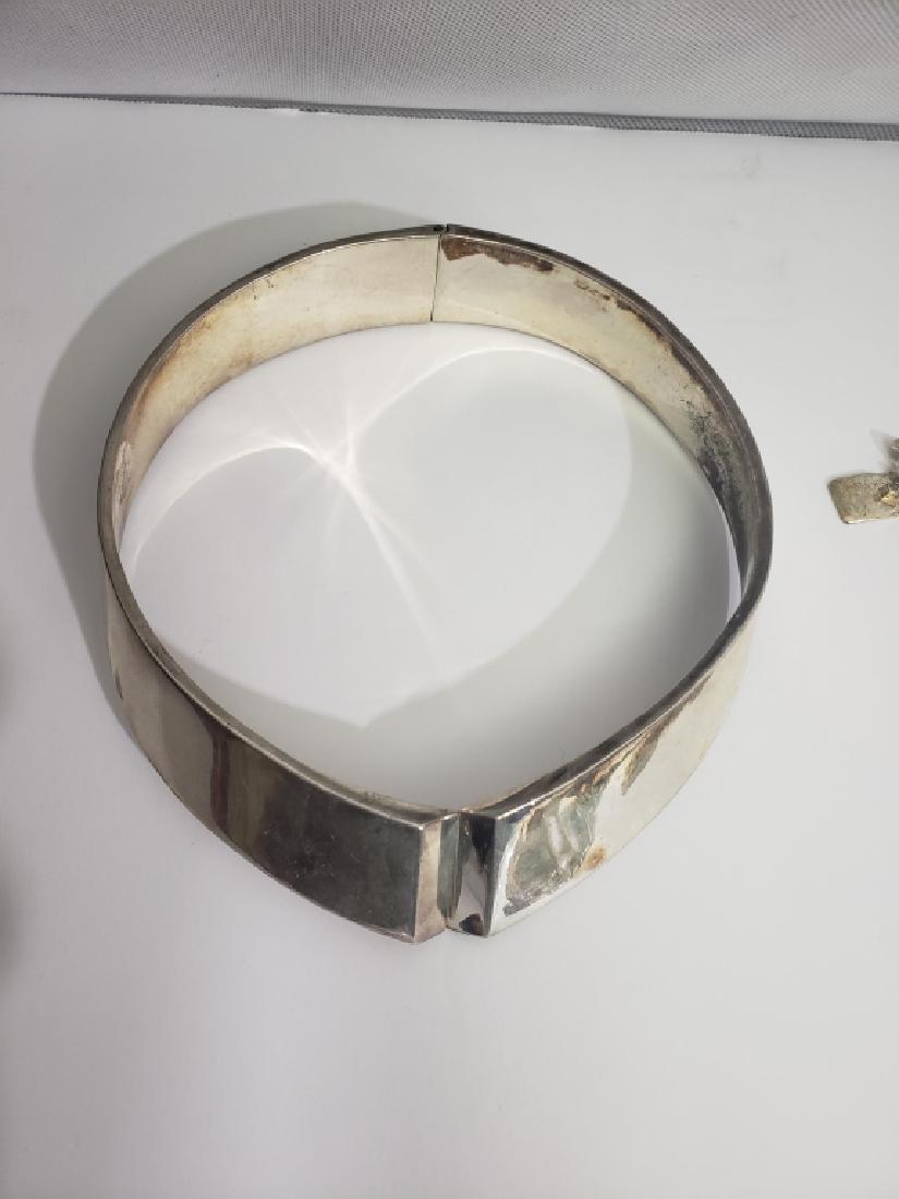 Vintage Mexican (?) Silver Hinged Choker: Apparently unmarked but appears Mexican in design. Very appx. interior size 16".