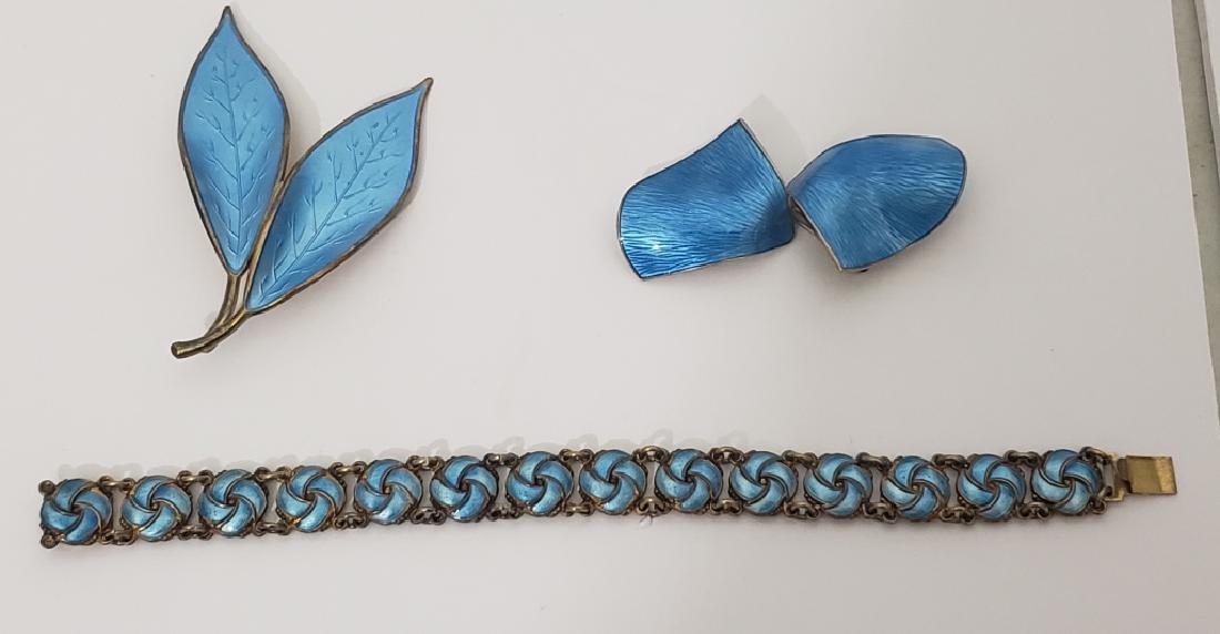 Sterling Silver & Light Blue Enamel Jewelry 3 Pcs: 1) Leaf pin, 2.75" longest, "(scale) D-A/ .925 S/ Norway Sterling/ W (in circle)" (David Andersen, Willy Winnaess, C. 1950's), 2) "Ribbon" pin, 2 3/8", "925 S (H in circle for Ivar T. Holth)/ Sterling