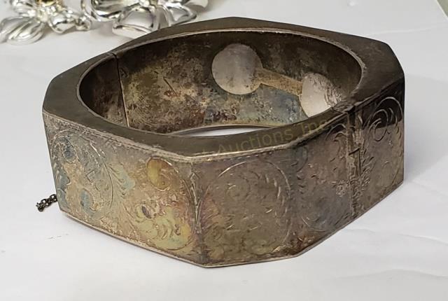 Sterling Silver Cuff Bracelet (1 of 2)