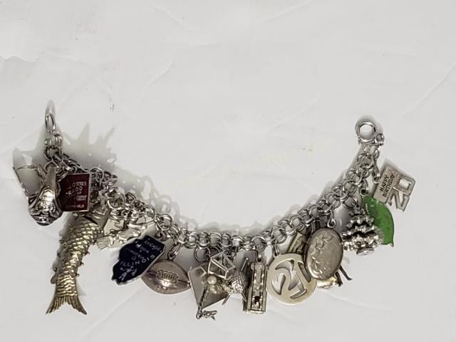 Vintage Sterling Silver Charm Bracelet 7.5" (1 of 4)