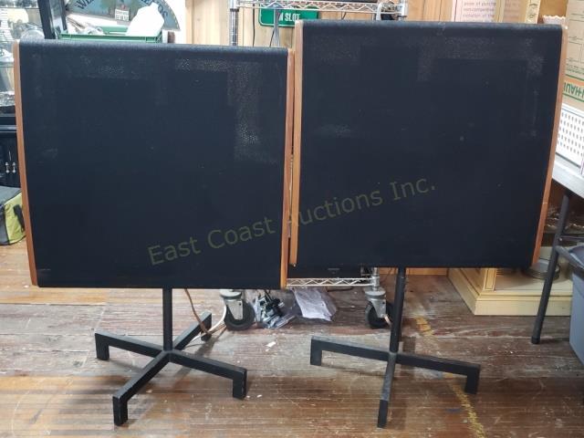 Pair of Vintage Dahlquist DQ10 Speakers (1 of 3)