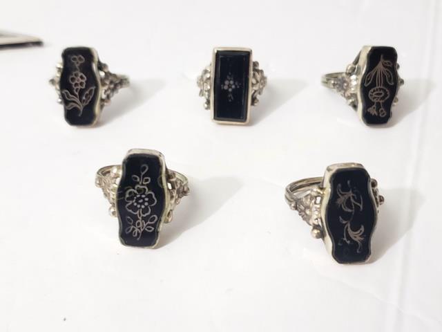 Group of 5 Sterling Rings With Onyx Inlay (1 of 6)