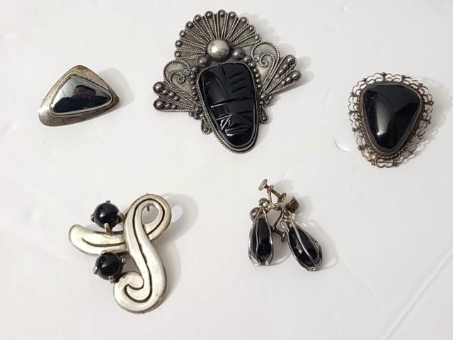 Mexican Silver & Onyx Jewelry Grouping (5) (1 of 7)