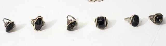 Group of 6 Sterling & Onyx Rings (1 of 7)