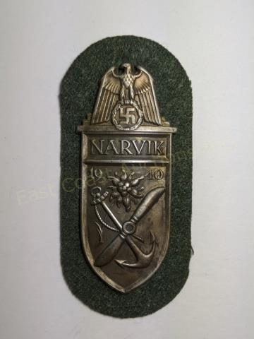 WWII Third Reich German Narvik Sleeve Shield: A WWII German Narvik sleeve shield, mounted on felt.