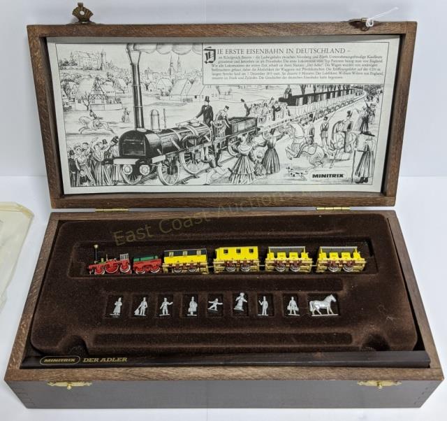 **Minitrix Der Adler N Scale Train Set Wooden Box: The Minitrix Der Adler N scale train display, with the wooden box (some wear, as pictured).