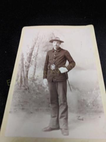 **Military Cabinet Card Photo Span Am War (?): Cabinet Card 6.5" x 4.25". "Monfort / Plainfield N.J.". Man in uniform, gloves, bayonet, "NJ" buckle, hat. Monfort (photographer's) text on rear.