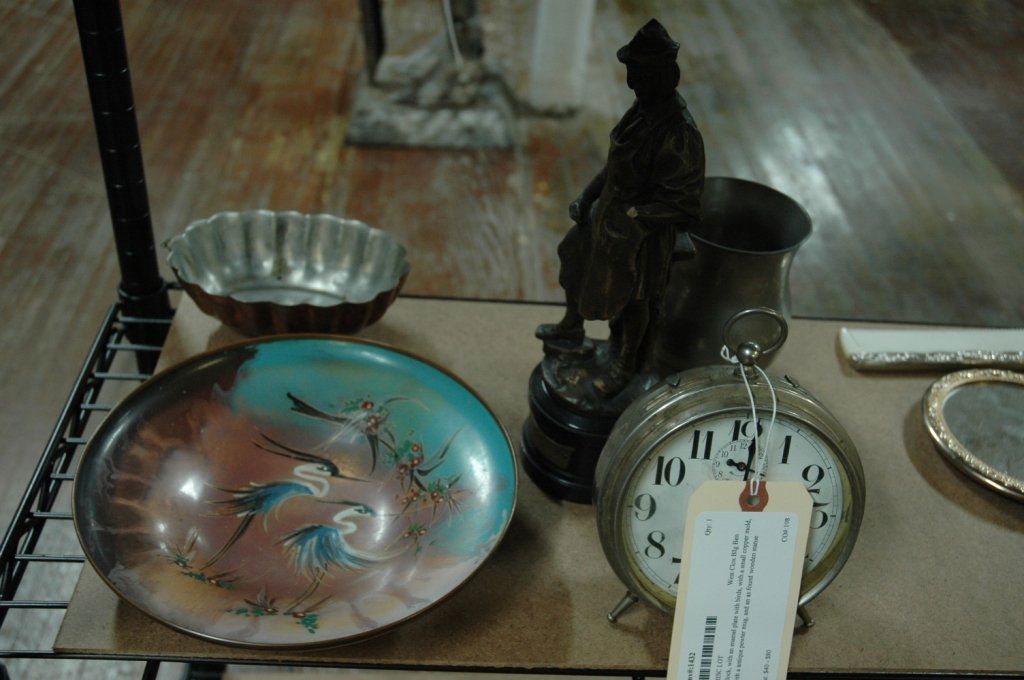 MISC LOT: West Clox BIg Ben Clock, with an enamel plate with birds, with a small copper mold, with a antique pewter mug, and an as found wooden statue
